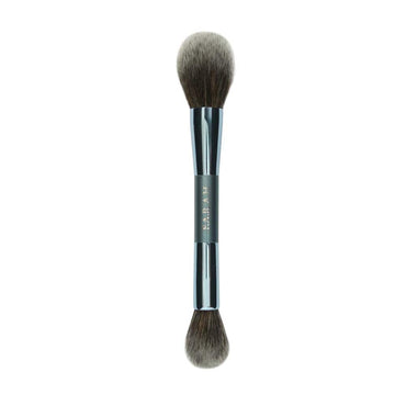 Powder-Go retractable makeup brush closed view